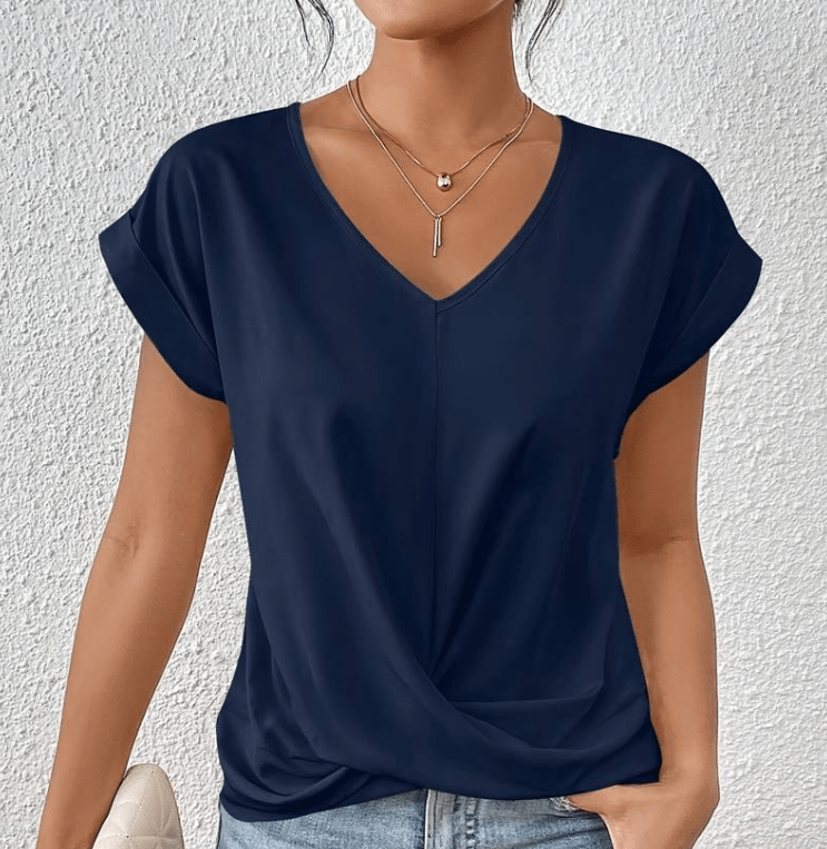 Luna | Tummy tucking V-neck top™